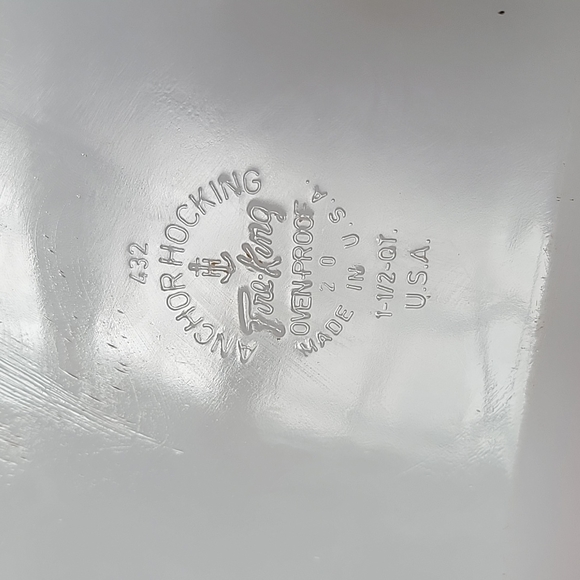 VINTAGE ANCHOR HOCKING FIRE KING #432 WHITE FRUIT HARVEST DESIGN 1.5 QT 12X6.5X2 - Picture 6 of 10